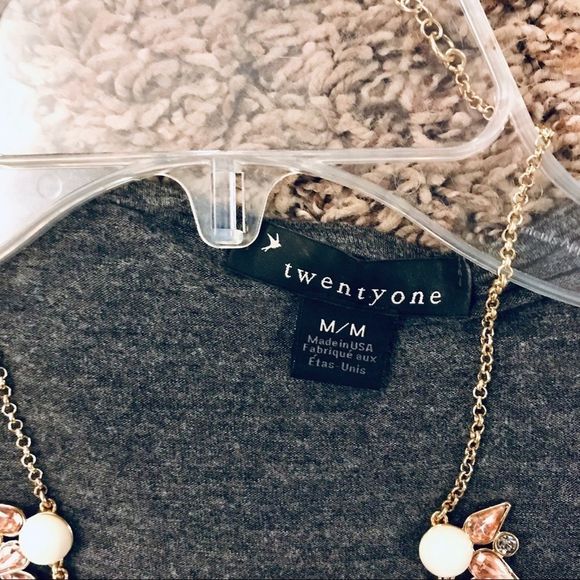 Like new, Grey Open Flutter Cardigan Sweater S/M - Picture 6 of 6